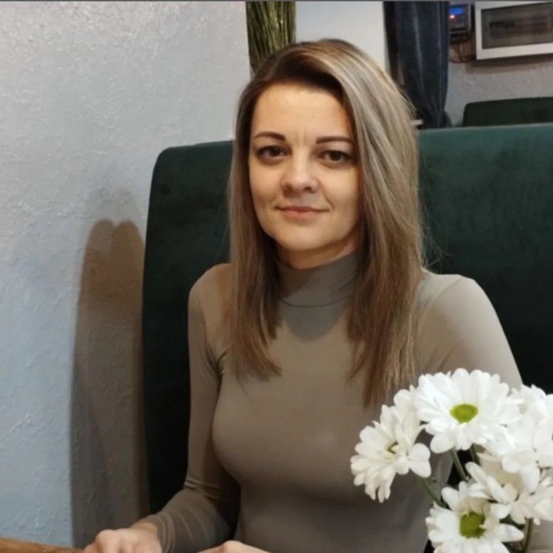 Історії успіху учасниць проєкту "Онлайн-академії підприємиць та лідерок"