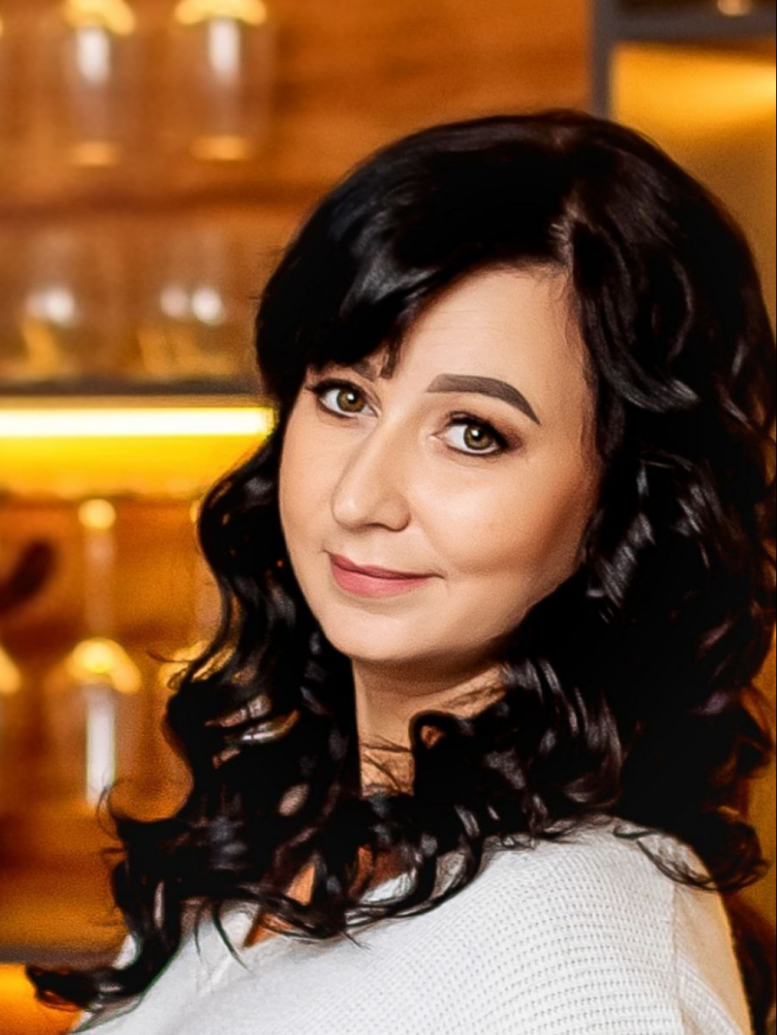 Історії Успіху учасниць проєкту "Онлайн-академія підприємиць та лідерок"